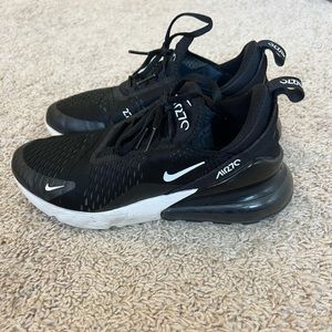 Women’s Nike Air Max 270